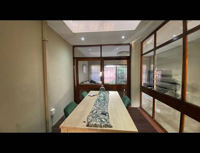 3 BEDROOM FLAT FOR SALE IN GLENWOOD